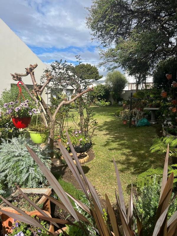 4 Bedroom Property for Sale in Hartenbos Central Western Cape